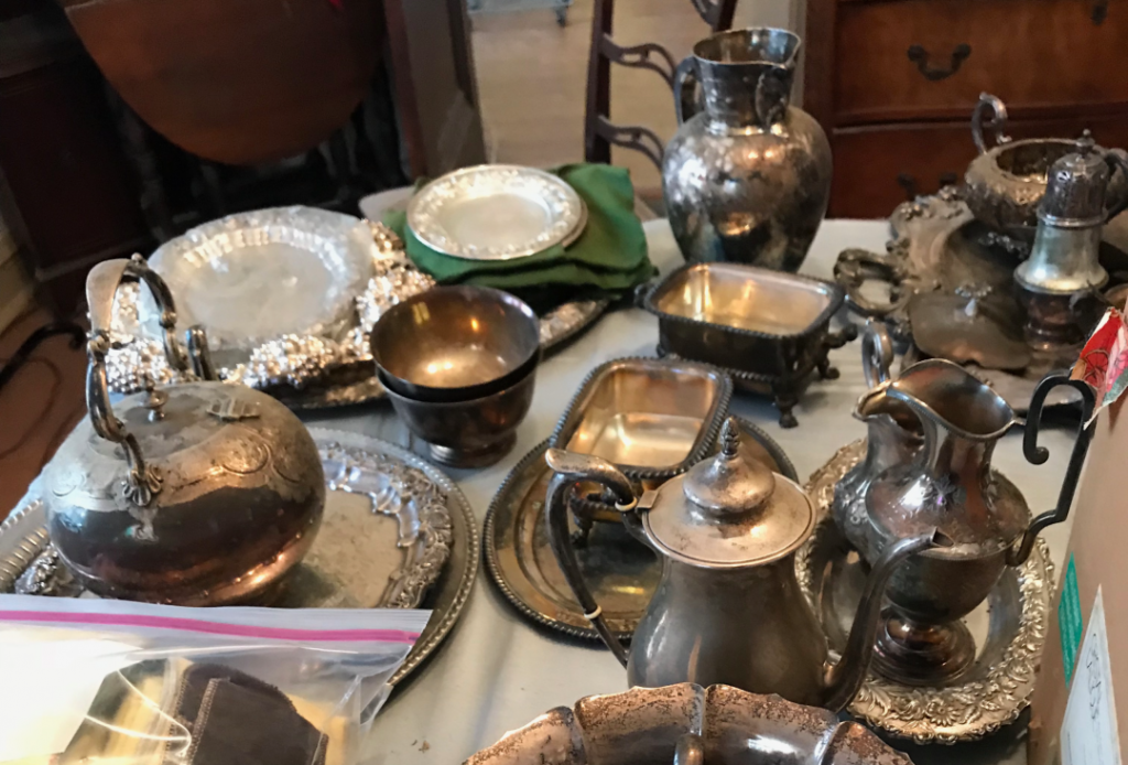 SILVER: CMFTO's 5th Annual Clutter Challenge (Luxury Edition)